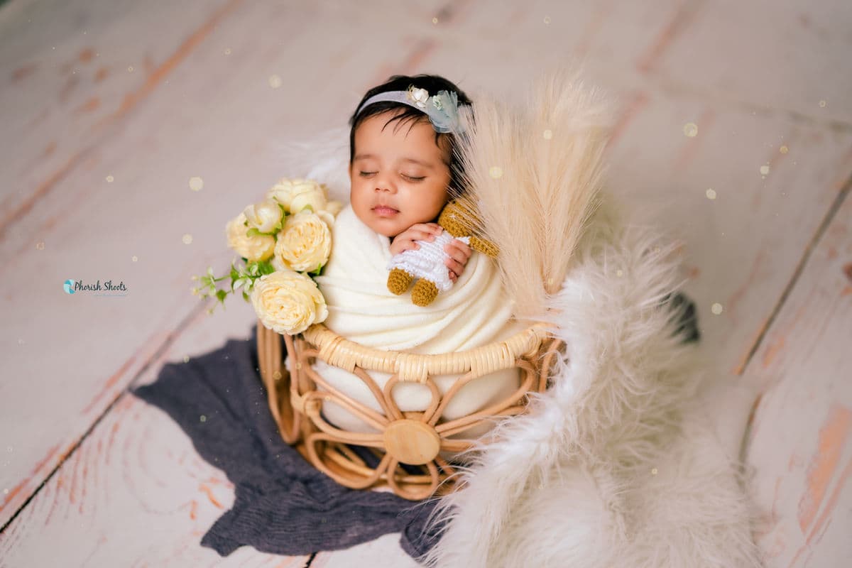 New Born photography in Nizamabad, Telangana — frame 6 of 28 by Phorish Shoots
