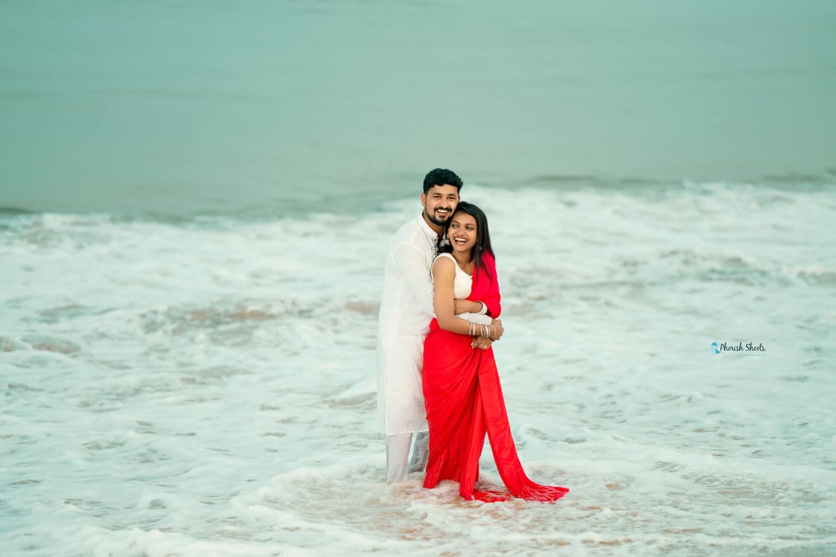Pre-Wedding photography in Nizamabad, Telangana — frame 3 of 26 by Phorish Shoots