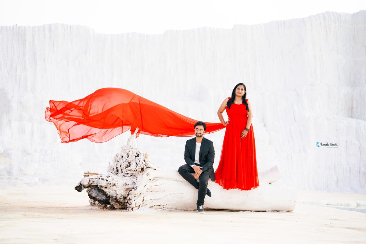 Pre-Wedding photography in Nizamabad, Telangana — frame 17 of 26 by Phorish Shoots