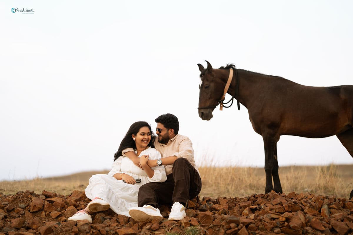 Pre-Wedding photography in Nizamabad, Telangana — frame 22 of 26 by Phorish Shoots